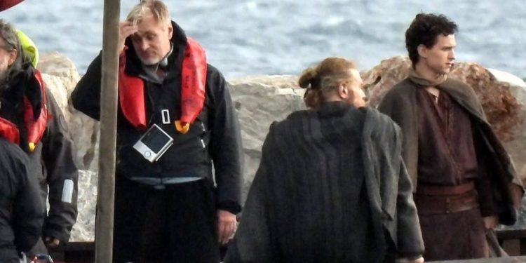Christopher Nolan directing on The Odyssey set | movievia.com
