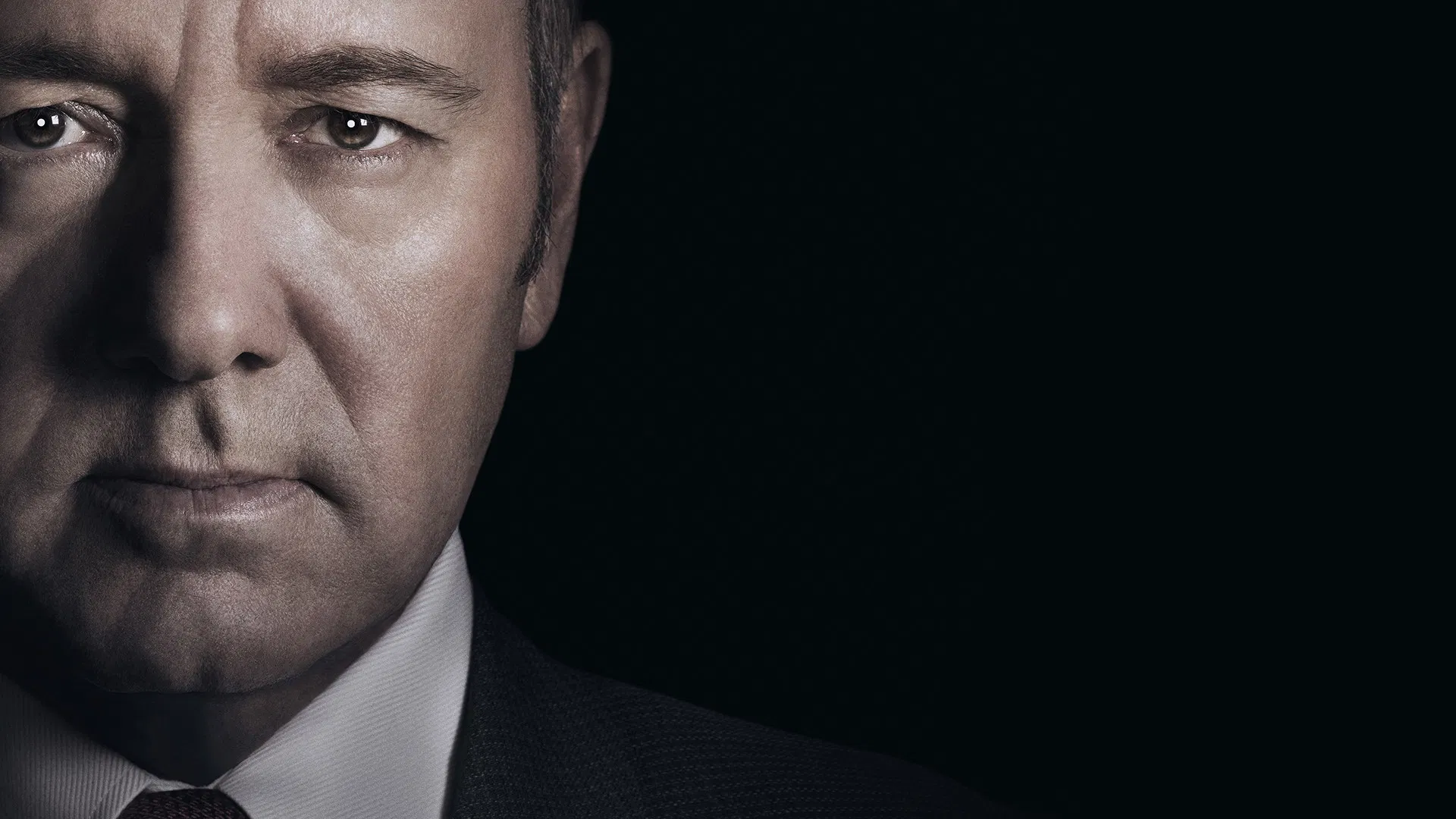 House-of-Cards | movievia.com 8 TV Shows Ruined When Characters Left - Movievia