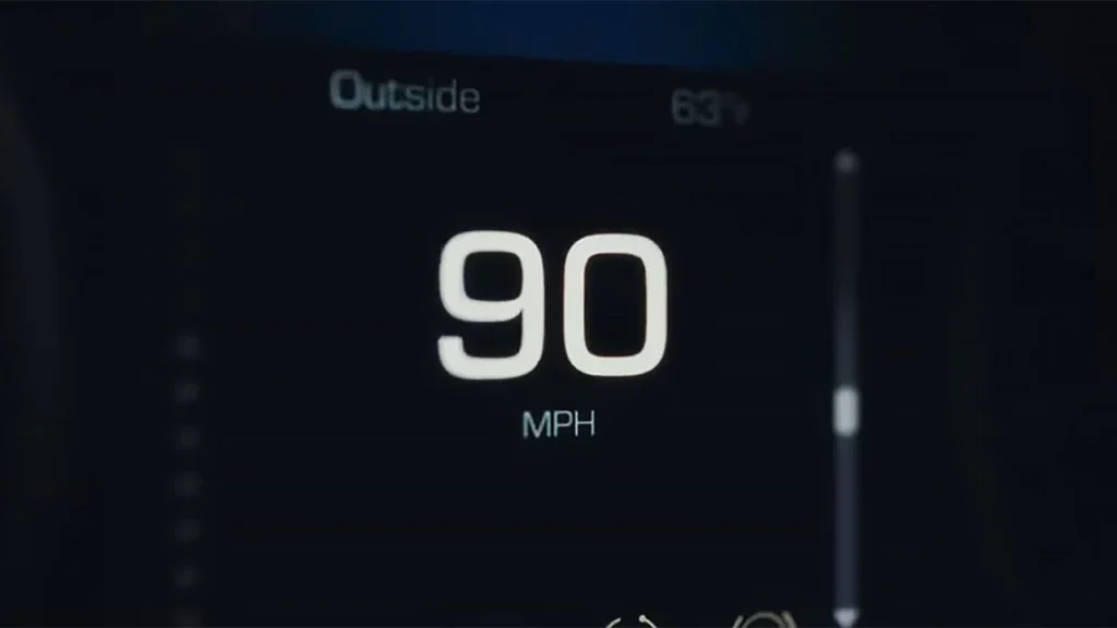 The Crash 90MPH | movievia.com
